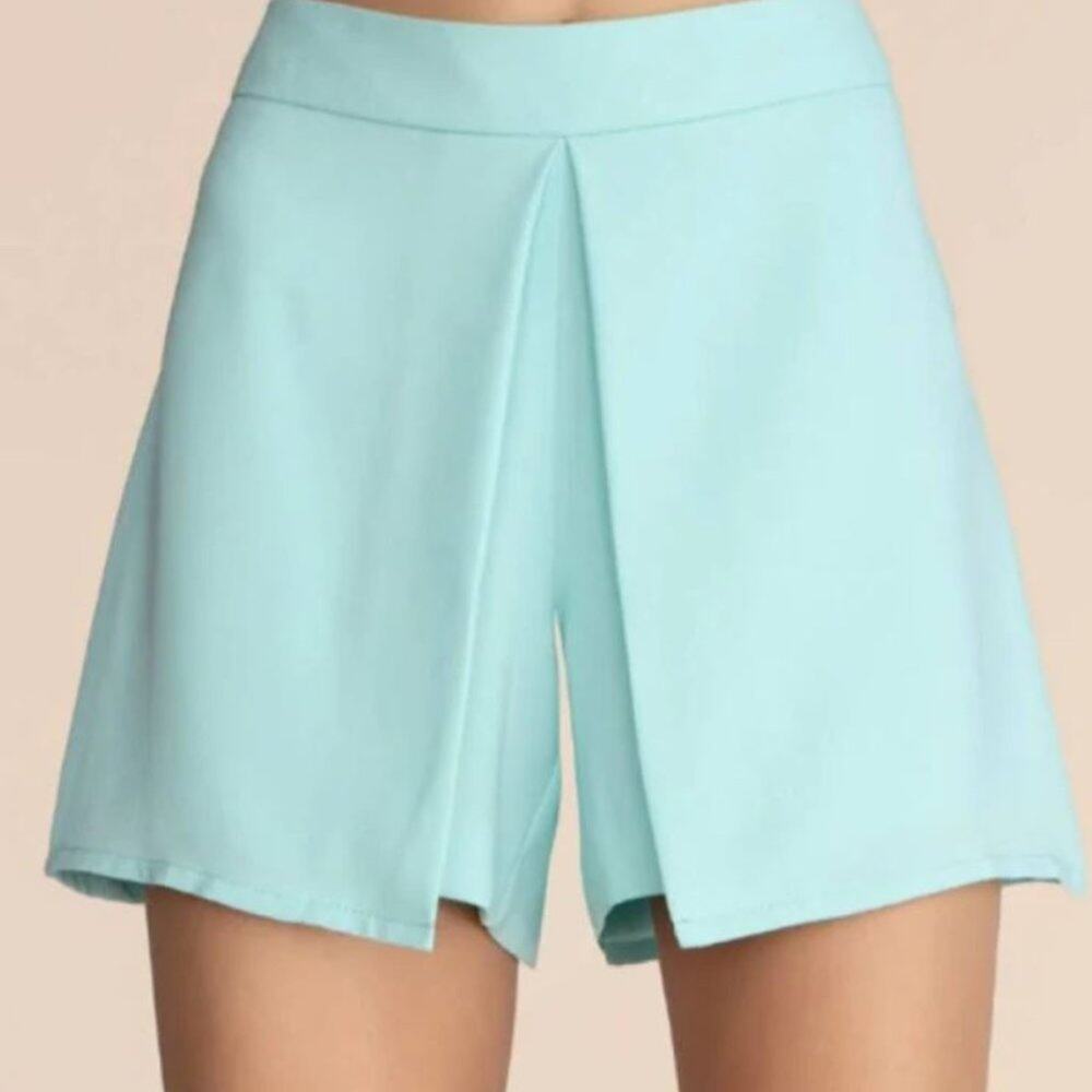 NEW Trina Turk Pleat Front Skirted Shorts Skort Aqua Blue Spring Summer  6